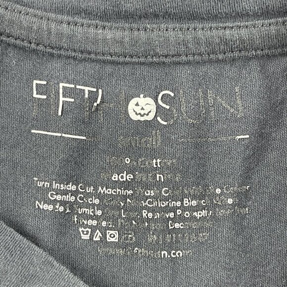 Fifth Sun Tshirt Girls Small Black Hocus Pocus Halloween Crew Neck Short Sleeve - Picture 2 of 6